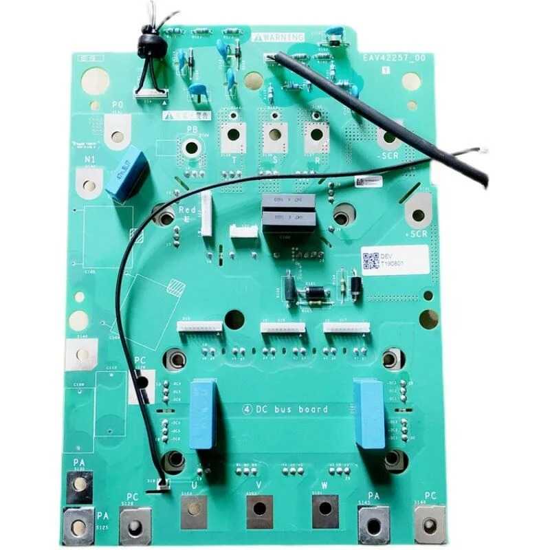 EAV42257_00 SCHNEIDER ELECTRIC