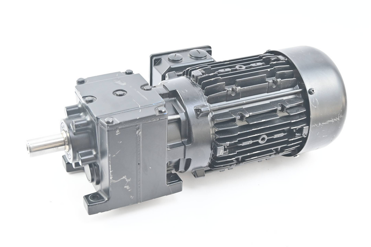 MHEMAXX090-12C1C LENZE